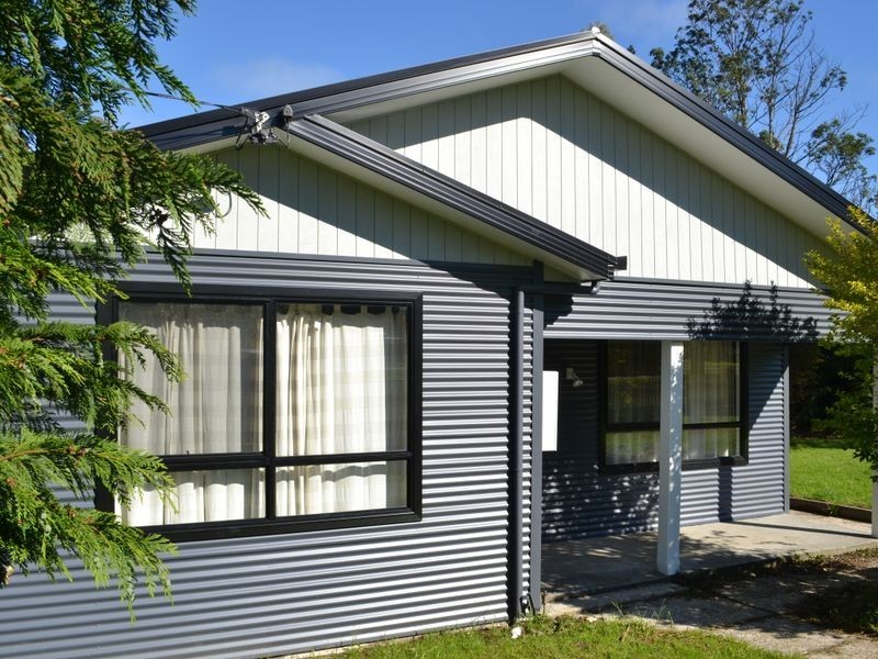 113 Esplanade, Queenstown TAS 7467
