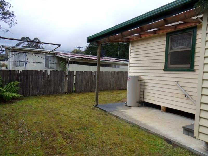 2/8B Wilsdon Street, Queenstown TAS 7467