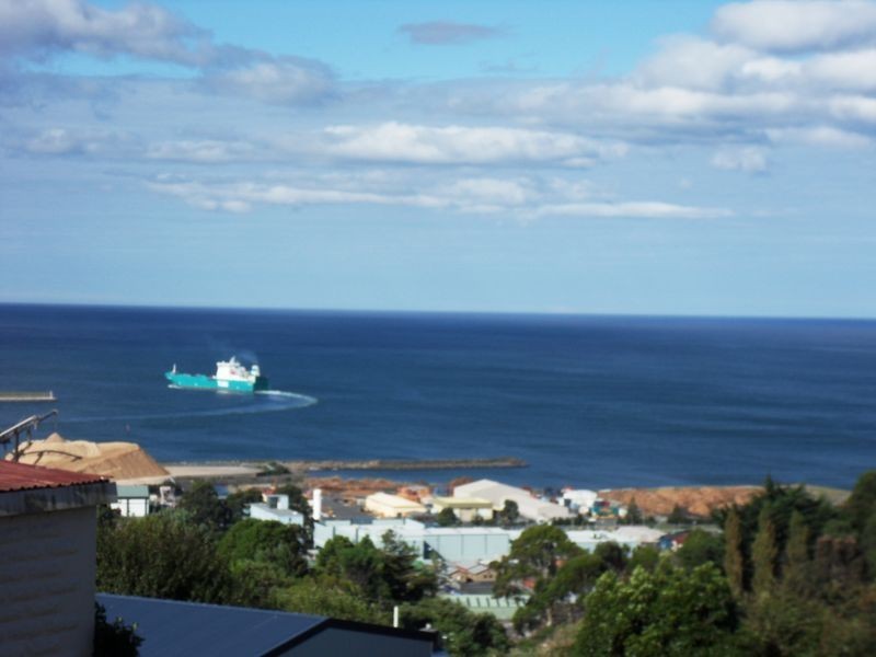 1 & 2/7 Mark Street, Burnie TAS 7320