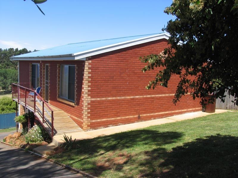 1 & 2/7 Mark Street, Burnie TAS 7320