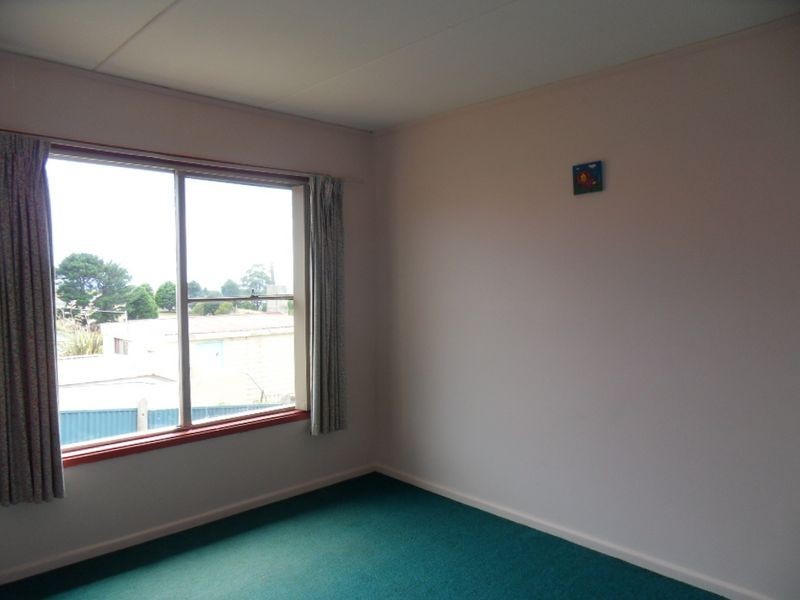 1 & 2/7 Mark Street, Burnie TAS 7320