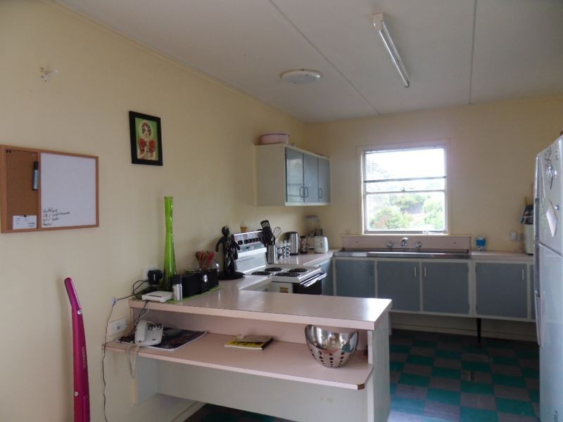 1 & 2/7 Mark Street, Burnie TAS 7320