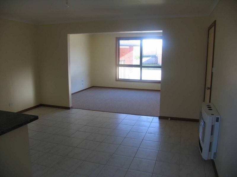 4/107-111 Mooreville Road, Burnie TAS 7320