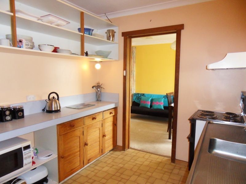 27 Woodward Avenue, Burnie TAS 7320
