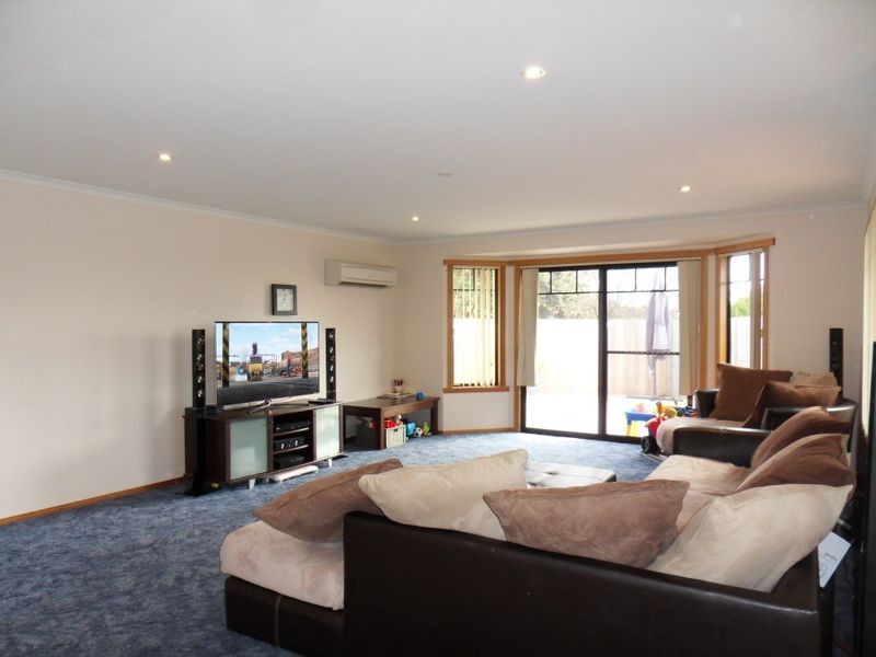 12 Crisling Place, Penguin TAS 7316