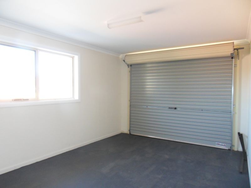 2/7 Athol Street, Somerset TAS 7322