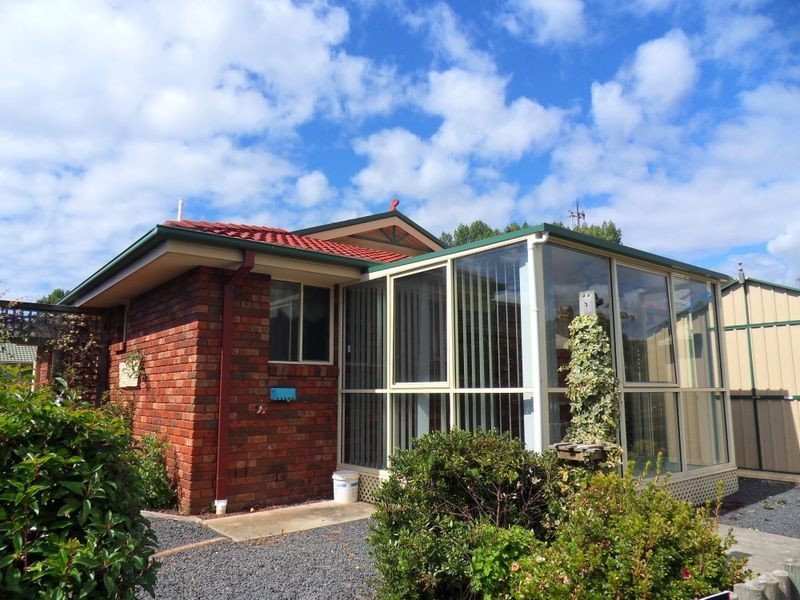 12/3 Hayward Street, Penguin TAS 7316