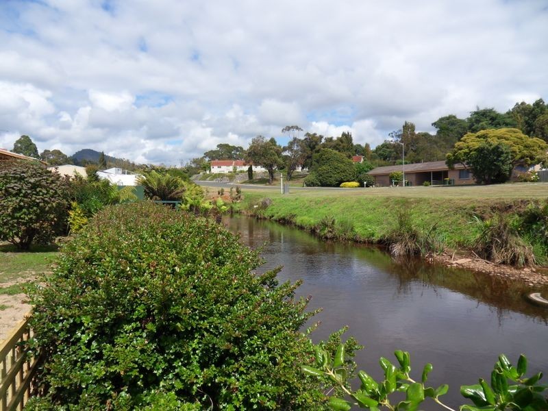 12/3 Hayward Street, Penguin TAS 7316