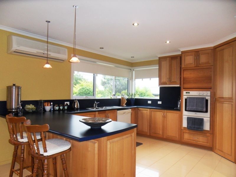 22 Seabreeze Avenue, Sulphur Creek TAS 7316