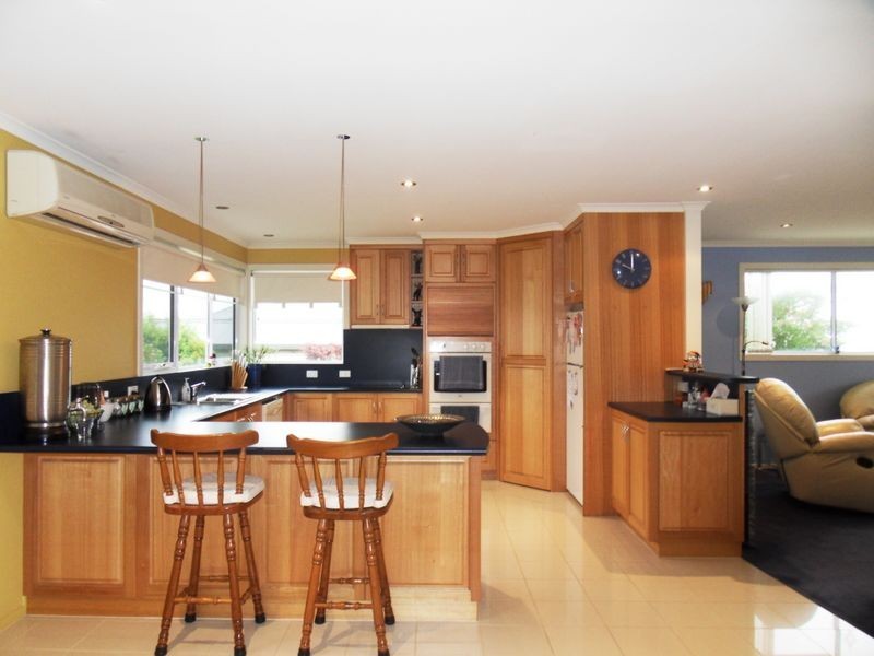 22 Seabreeze Avenue, Sulphur Creek TAS 7316