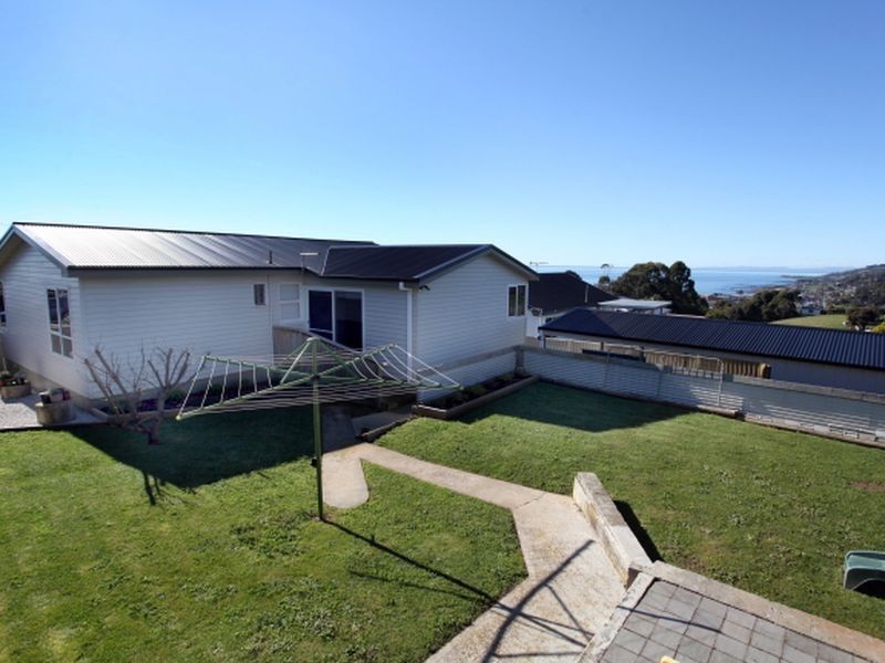 9 Fielding Street, Penguin TAS 7316
