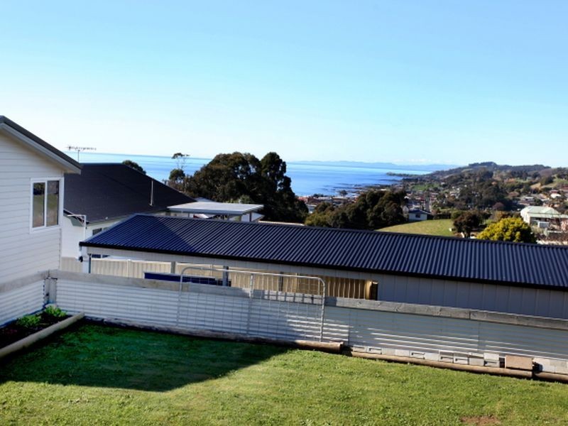 9 Fielding Street, Penguin TAS 7316