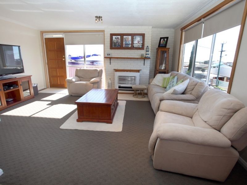 9 Fielding Street, Penguin TAS 7316