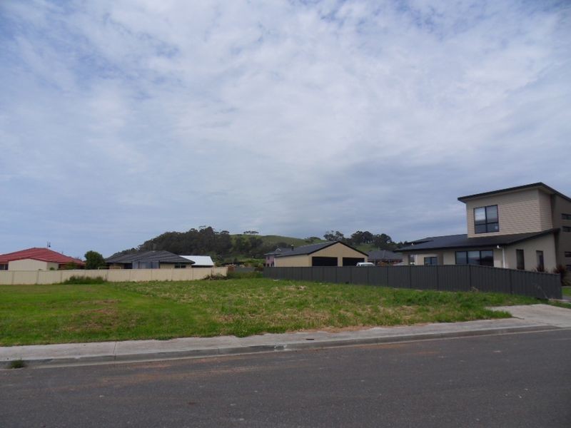 8 Sandhaven Crescent, Sulphur Creek TAS 7316