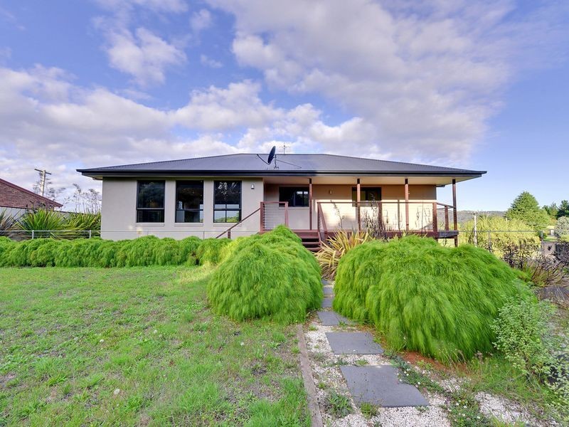 61A Lyons Street, Somerset TAS 7322