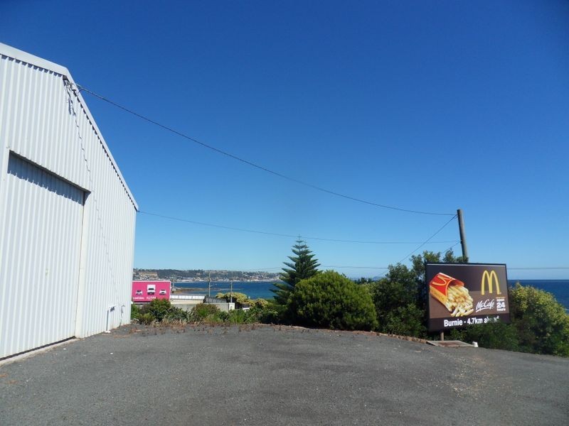 35 – 42a Bass Highway, Burnie TAS 7320