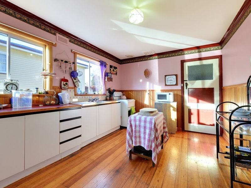 18 Conrad Street, Hillcrest TAS 7320