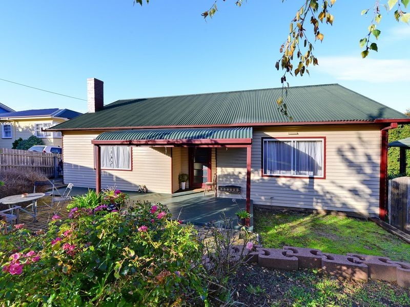 18 Conrad Street, Hillcrest TAS 7320