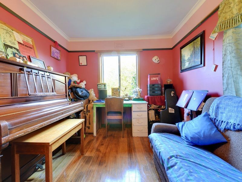 18 Conrad Street, Hillcrest TAS 7320