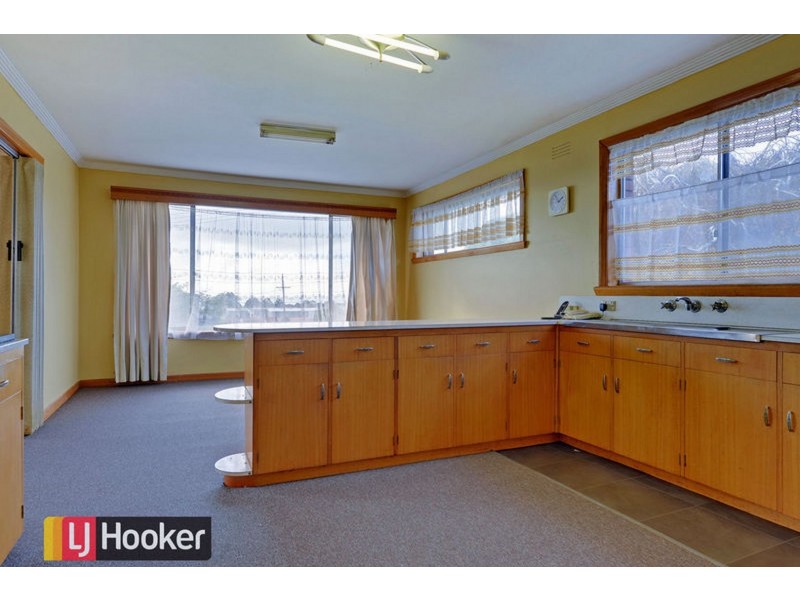 1 Churchill Avenue, Acton TAS 7320
