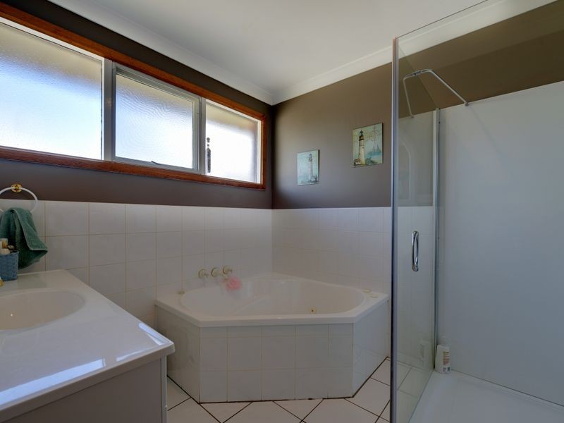 36 Curraghmore Avenue, Park Grove TAS 7320