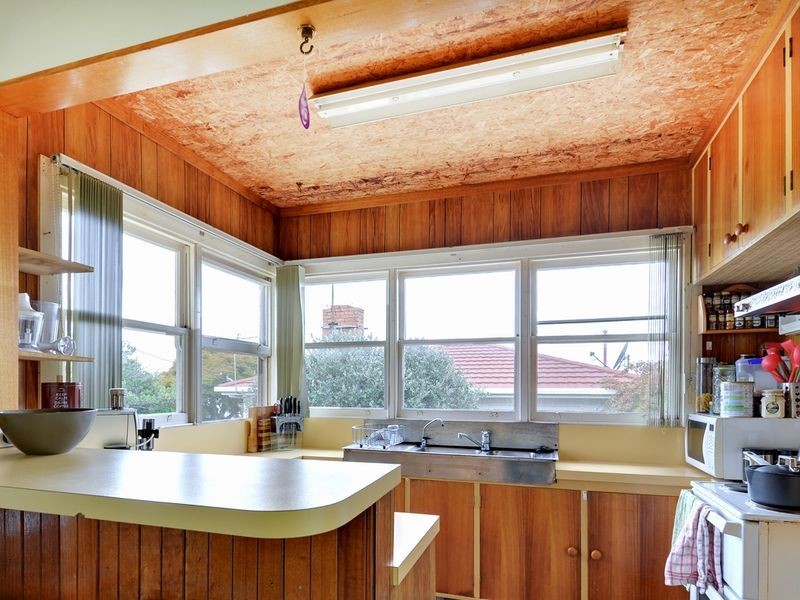 215 Steele Street, Devonport TAS 7310
