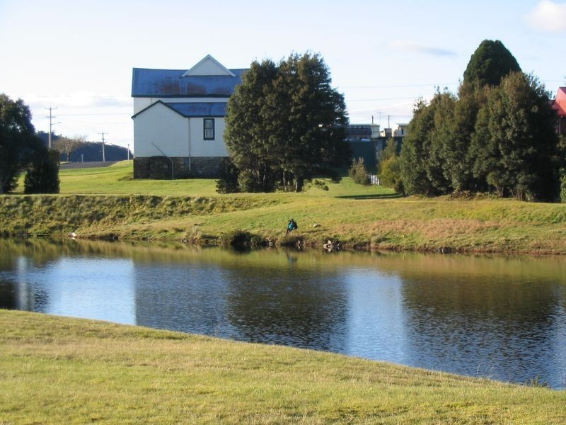 64 English Street, Waratah TAS 7321