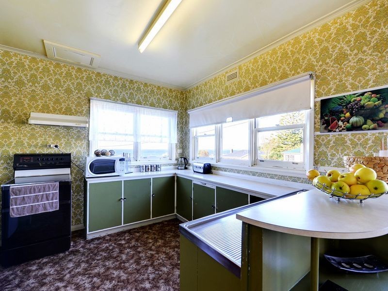 14-16 Malunna Crescent, Burnie TAS 7320