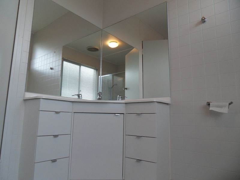 2/16 Warreen Drive, Penguin TAS 7316