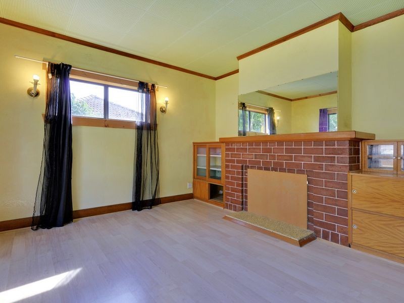 8 Bay Street, Parklands TAS 7320