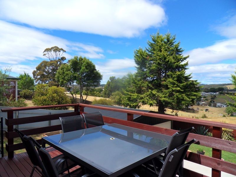 27 Lakin Street, Ulverstone TAS 7315