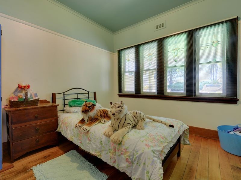 18 Reeves Street, Burnie TAS 7320