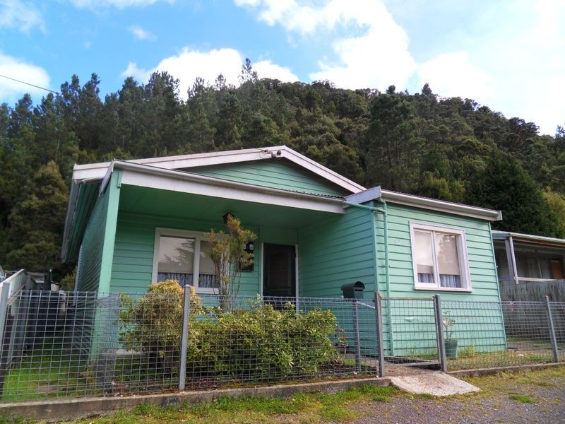 82 Esplanade, Queenstown TAS 7467