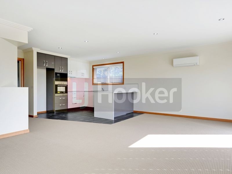 2/84 Cardigan Street, Somerset TAS 7322
