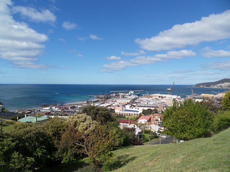 14 Amelia Street, Burnie TAS 7320