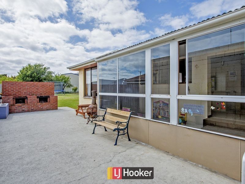 1 Lyle Street, Sulphur Creek TAS 7316