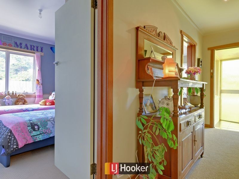 1 Lyle Street, Sulphur Creek TAS 7316