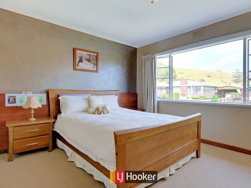 1 Lyle Street, Sulphur Creek TAS 7316