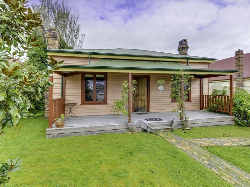 4 Reid Street, Strahan TAS 7468
