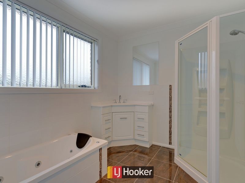 1/48 Richardson Crescent, Park Grove TAS 7320