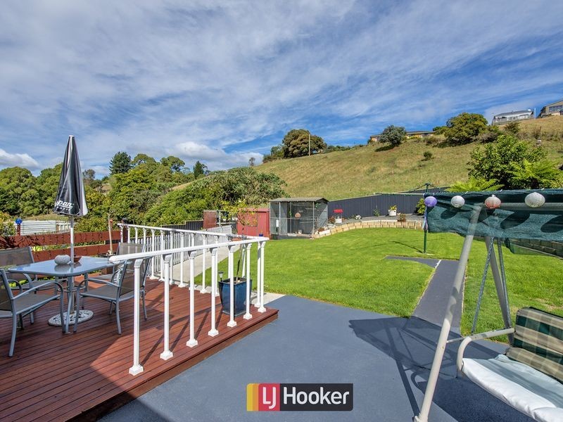 8 Young Street, Acton TAS 7320