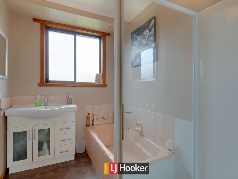 19 Manuka Drive, Romaine TAS 7320