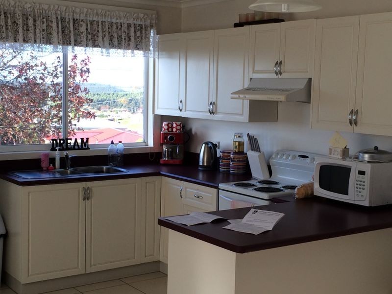 6 Winter Avenue, Acton TAS 7320