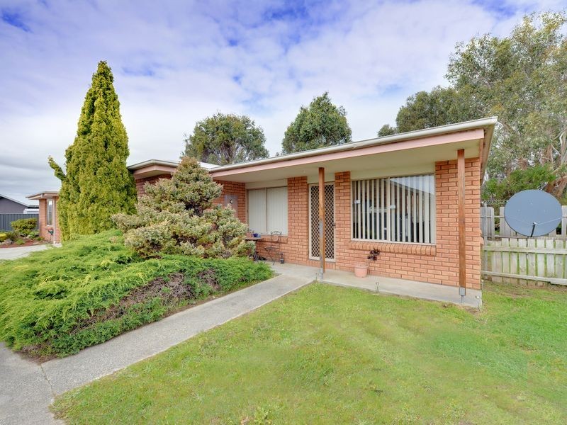 2/99 Alexander Street, Shearwater TAS 7307
