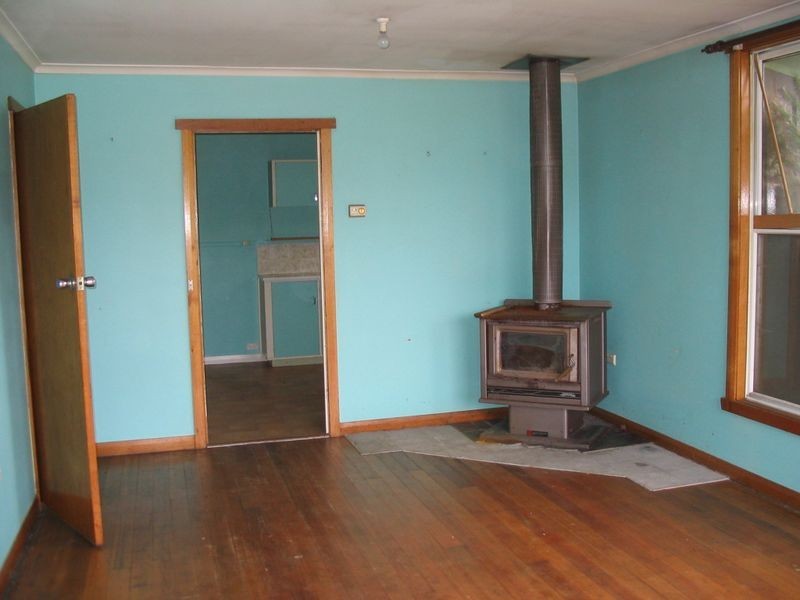 66 Main Street, Zeehan TAS 7469