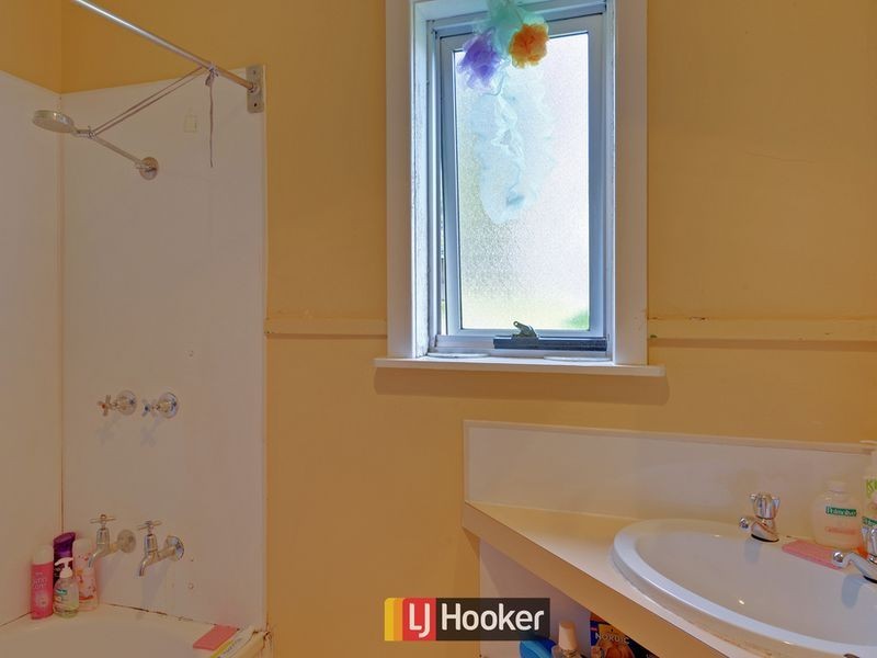 9 Verelle Street, Hillcrest TAS 7320