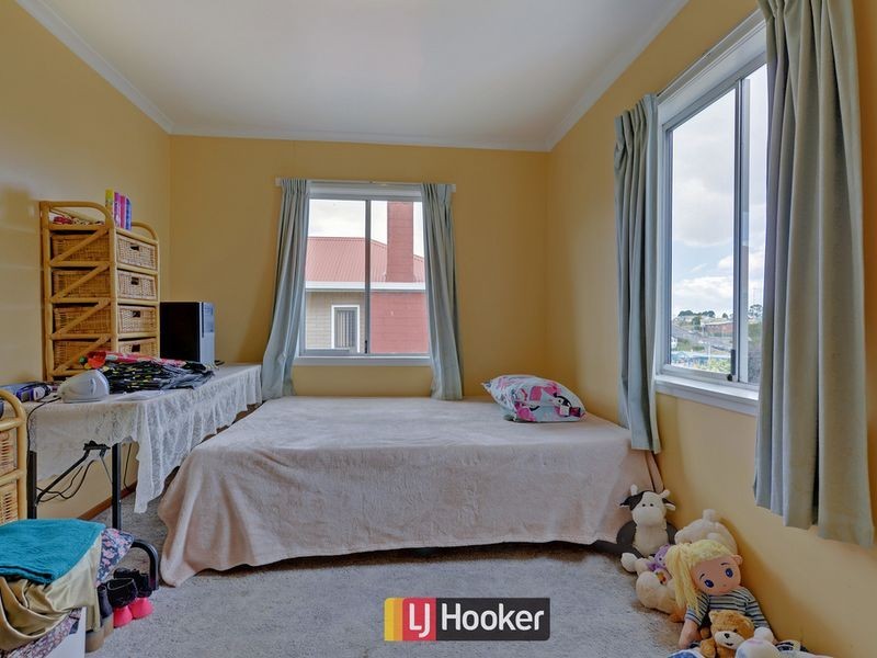 9 Verelle Street, Hillcrest TAS 7320