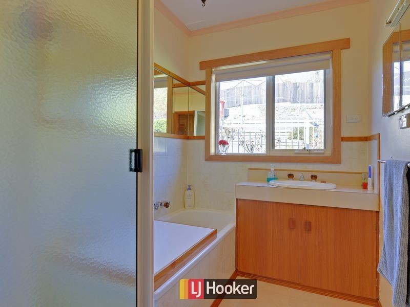 12 Glenburn Crescent, Sulphur Creek TAS 7316