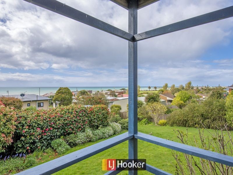 1 Claude Place, Ocean Vista TAS 7320