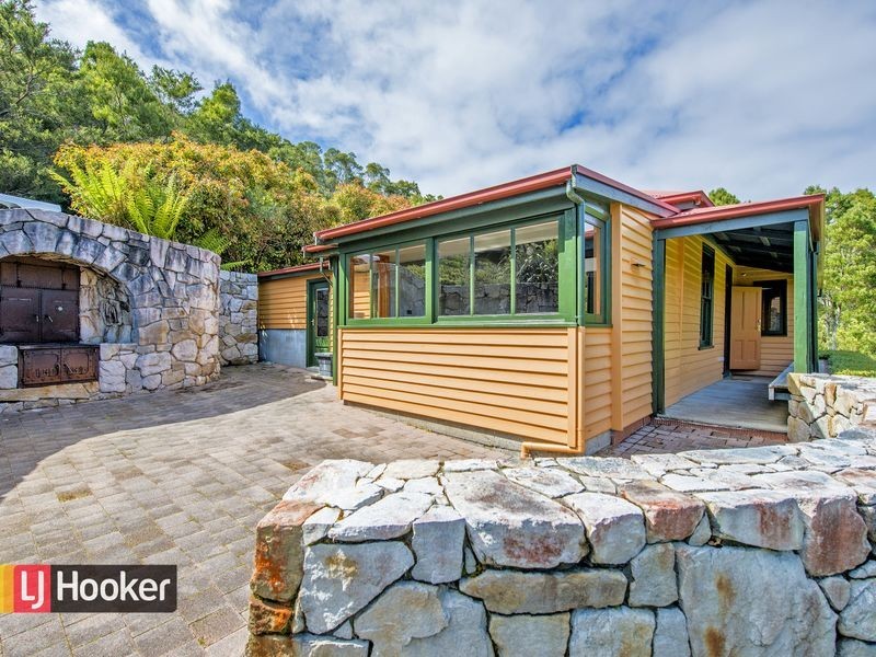 21 Jones Street, Strahan TAS 7468